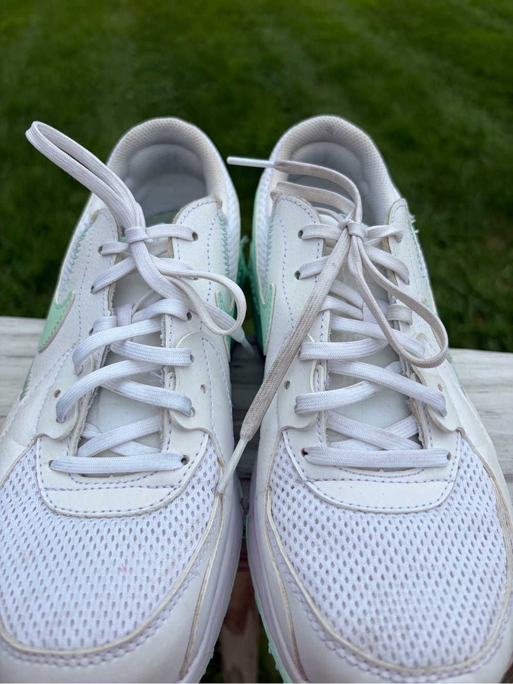 Nike Women’s Air Max Excee White Sneakers with Mint Accents size 9 FZ3769-100 - Picture 5 of 15